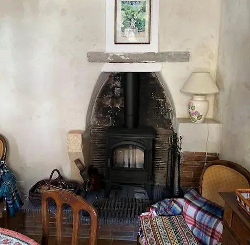 Maison Cevenole Typique Et Son Jardin Suspendu 펜션 *