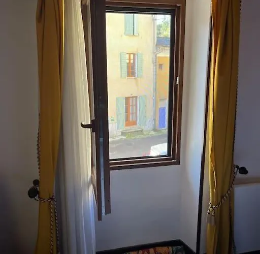 Maison Cevenole Typique Et Son Jardin Suspendu *