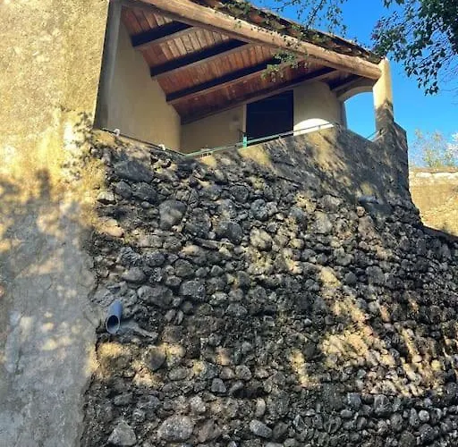 Maison Cevenole Typique Et Son Jardin Suspendu 펜션